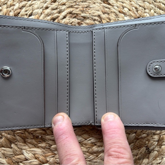 Kate Spade Light Gray Wallet - Picture 2 of 3